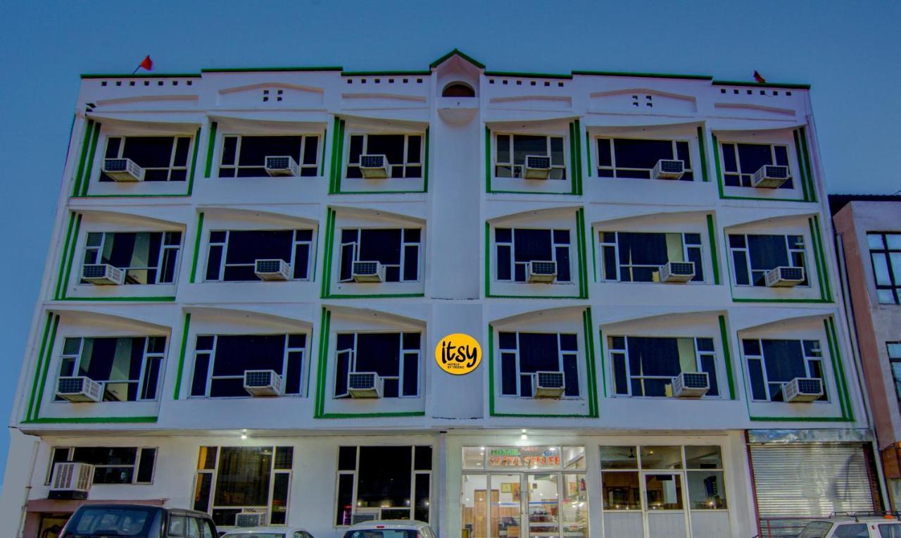 Itsy Hotels Satya Shree 카트라 외부 사진