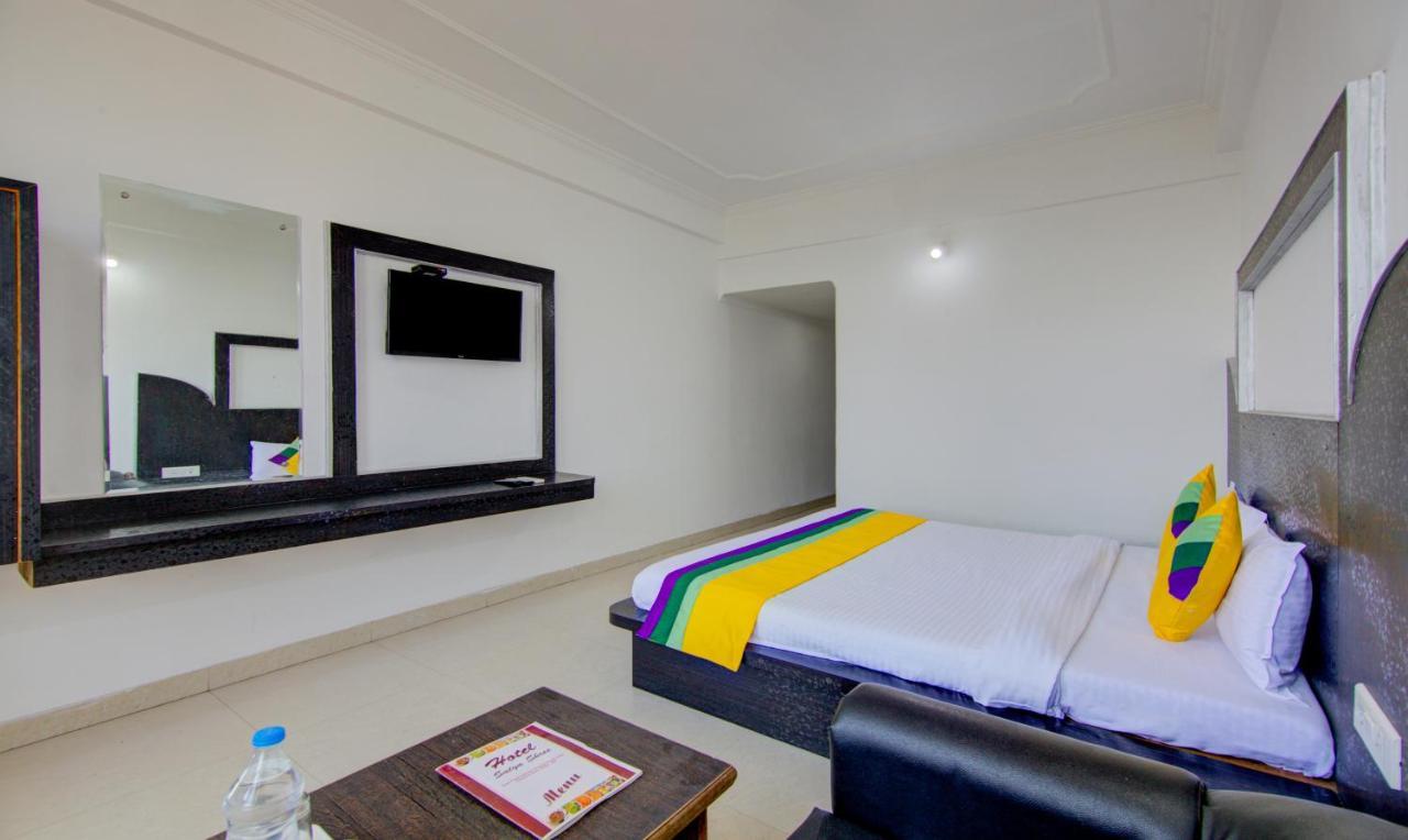 Itsy Hotels Satya Shree 카트라 외부 사진