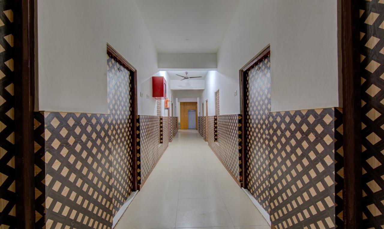 Itsy Hotels Satya Shree 카트라 외부 사진
